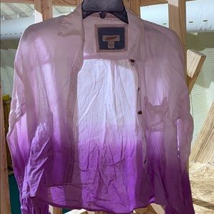 This is a super adorable ombré top!